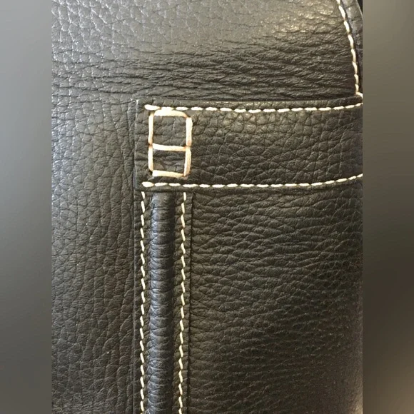 Tod’s Leather Weekender Shoulder Bag Large - Picture 6 of 10